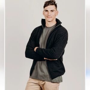 Avoca Heaven in Earth Merinosilk Zip Up Sweater in Gray Size Large